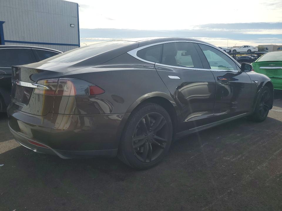 2013 Tesla Model s VIN 5YJSA1CN7DFP04271 COPART salvage auction — MECHANICAL, Other, sold $4,100 on 2026-07-15 (photo 3)