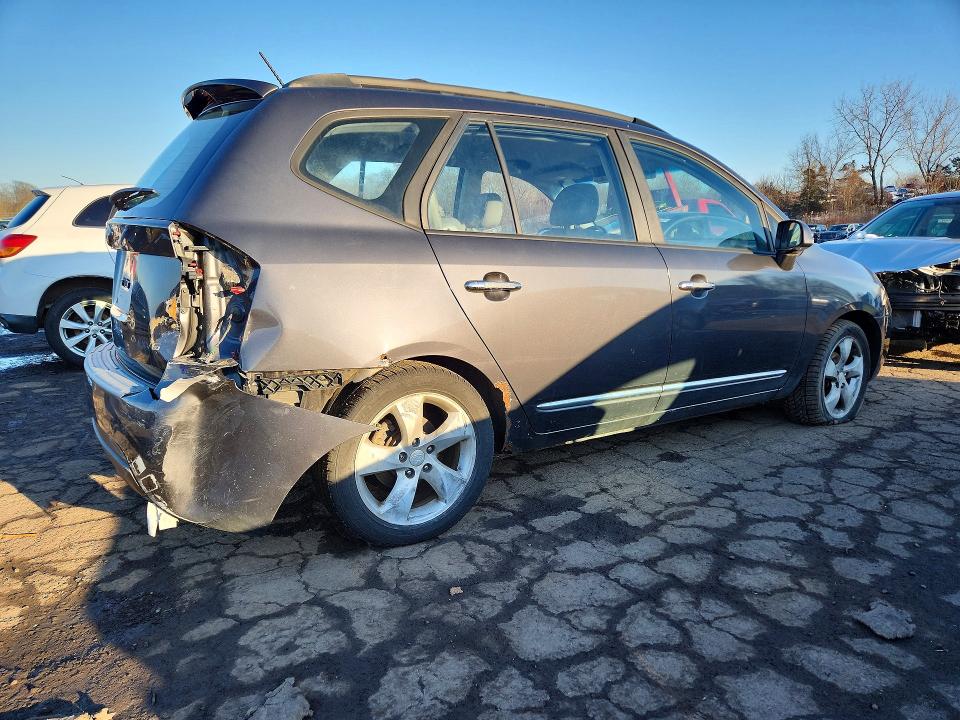 2008 Kia Rondo VIN KNAFG526487162525 COPART salvage auction — REAR END, CT - CERT OF TITLE-SALVAGE, sold $500 on 2026-07-14 (photo 3)
