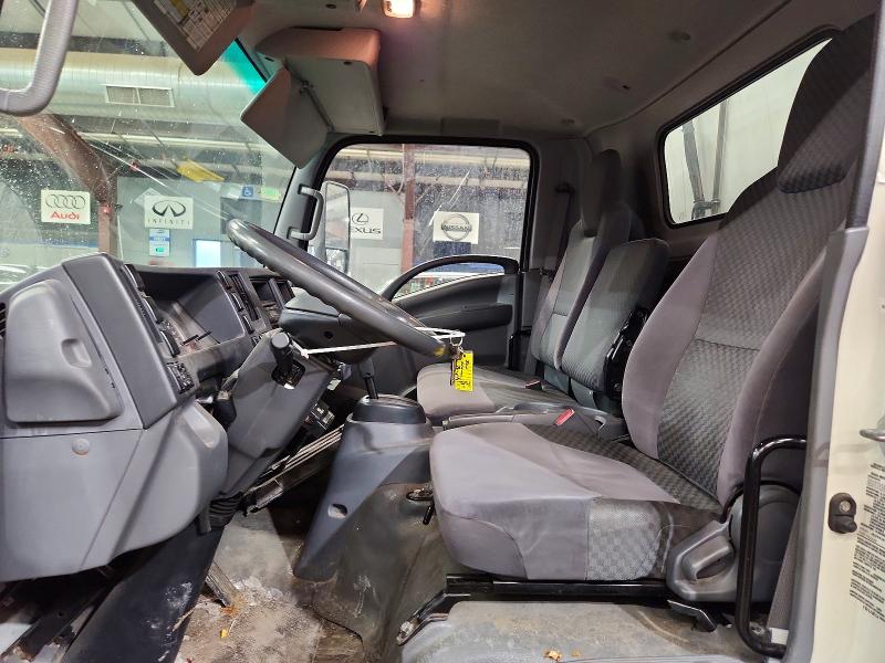2015 Isuzu Nqr VIN JALE5W167F7900521 COPART salvage auction — MINOR DENT/SCRATCHES, Vt - Certificate Of Title, sold $13,500 on 2026-07-08 (photo 7)