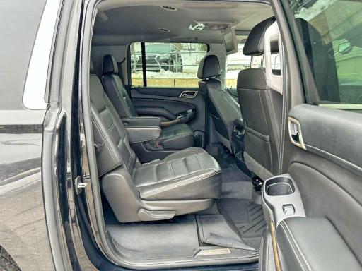 2018 Gmc Yukon xl VIN 1GKS2HKJXJR144518 COPART salvage auction — MINOR DENT/SCRATCHES, RI - CERTIFICATE OF TITLE, sold $1,600 on 2026-07-22 (photo 9)