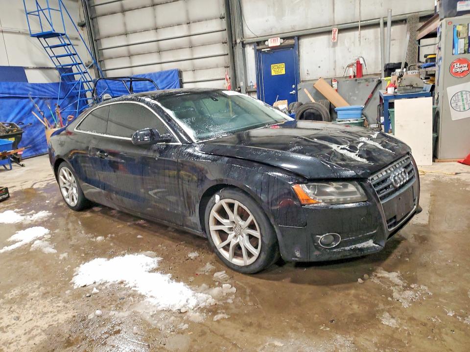 2010 Audi A5 VIN WAULFAFR3AA053520 COPART salvage auction — SIDE, On - Permit No Brand - Unfit, sold $350 on 2026-07-28 (photo 4)