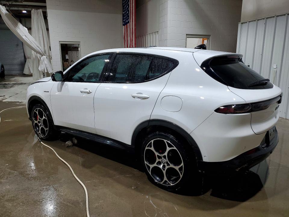 2024 Alfa romeo Tonale VIN ZASPATDW7R3059641 COPART salvage auction — FRONT END, Ny - Mv-907A Salvage Certificate, sold $7,100 on 2026-07-27 (photo 2)