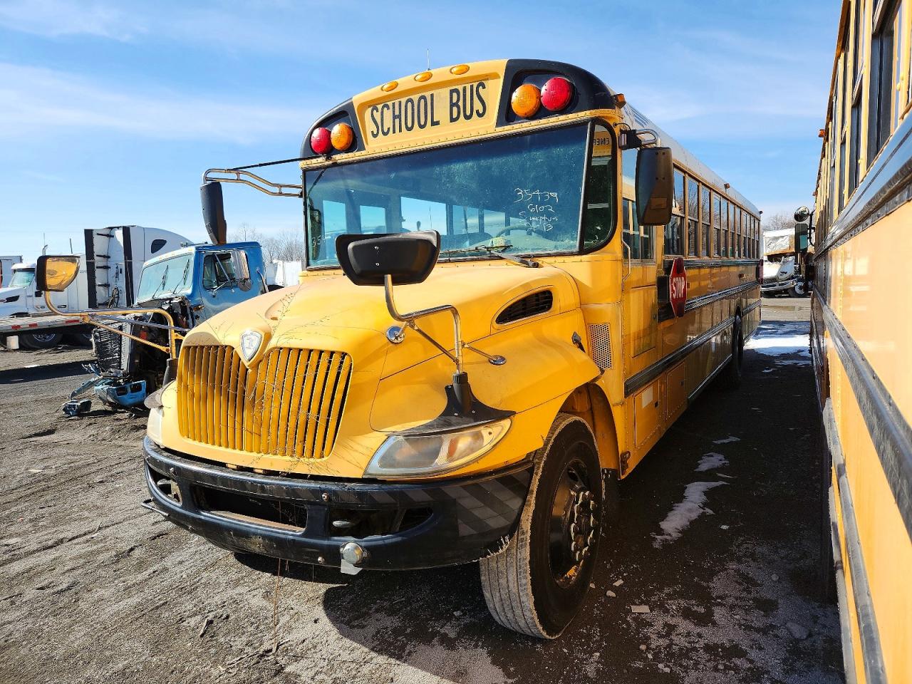 2013 Ic Corporation Ce Series School VIN 4DRBUSKN0DB199221 COPART salvage auction — Normal Wear, IL - CERTIFICATE OF TITLE, sold $1,800 on 2026-07-06 (photo 2)