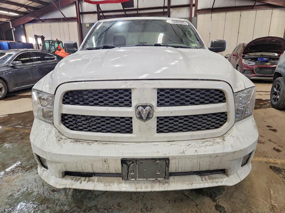 2019 Ram 1500 VIN 1C6RR7FG5KS519117 COPART salvage auction — MINOR DENT/SCRATCHES, Vt - Certificate Of Title, sold $6,500 on 2026-08-07 (photo 5)