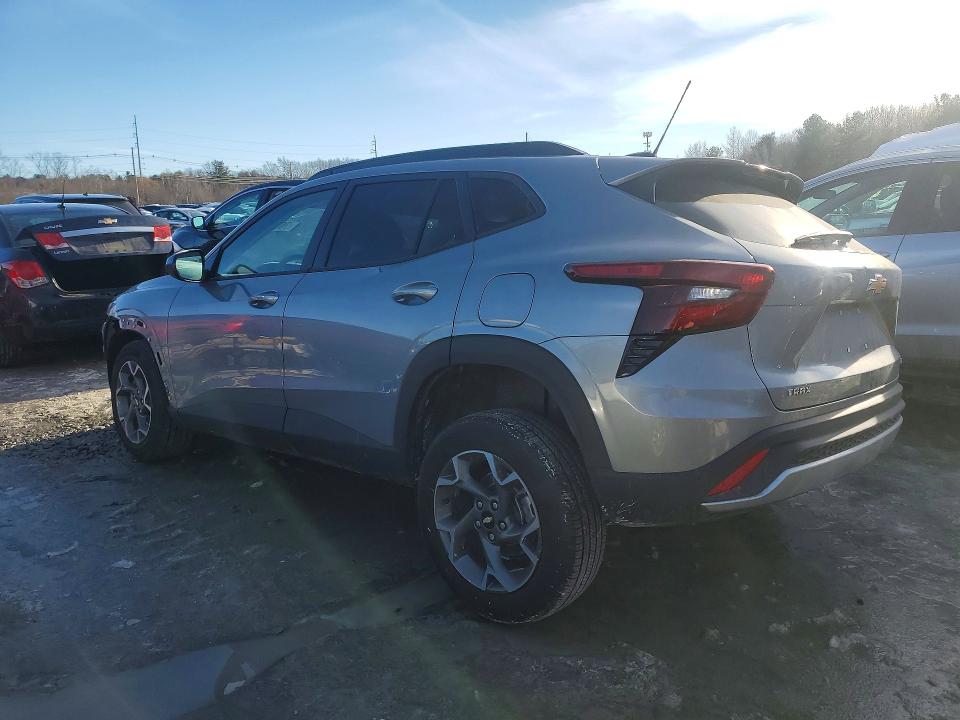 2025 Chevrolet Trax VIN KL77LHEP1SC314927 COPART salvage auction — FRONT END, Ma - Cert Of Title-Salvage, sold $5,600 on 2026-07-08 (photo 2)