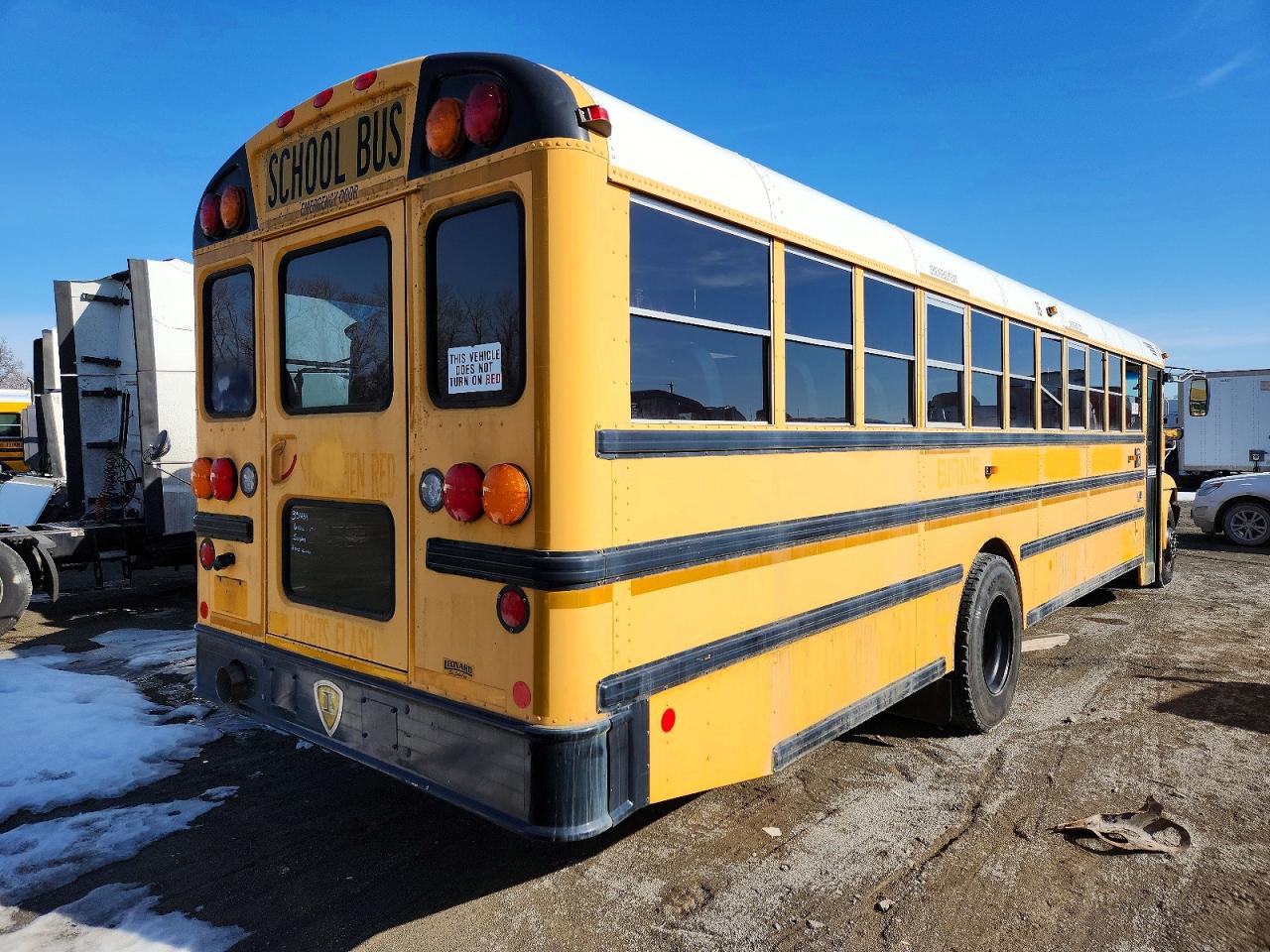 2013 Ic Corporation Ce Series School VIN 4DRBUSKN0DB199221 COPART salvage auction — Normal Wear, IL - CERTIFICATE OF TITLE, sold $1,800 on 2026-07-06 (photo 4)
