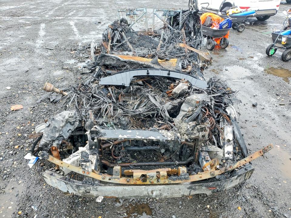 2015 BMW I3 VIN WBY1Z4C58FV501799 COPART salvage auction — BURN, MD - PARTS ONLY-NO TITLE LETTER, sold $200 on 2026-07-10 (photo 5)