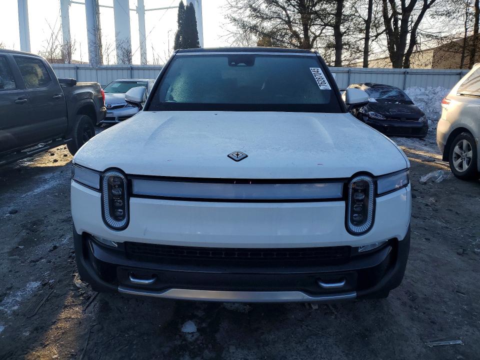 2023 Rivian R1s VIN 7PDSGABA3PN005165 COPART salvage auction — MECHANICAL, NJ - CERT OF TITLE-SALVAGE, sold $225 on 2026-07-29 (photo 5)