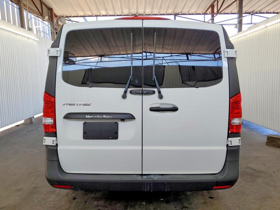 2023 Mercedes-benz Metris VIN W1YV0BEY2P4360854 COPART salvage auction — FRONT END, Fl - Certificate Of Title, sold $5,800 on 2026-07-06 (photo 6)