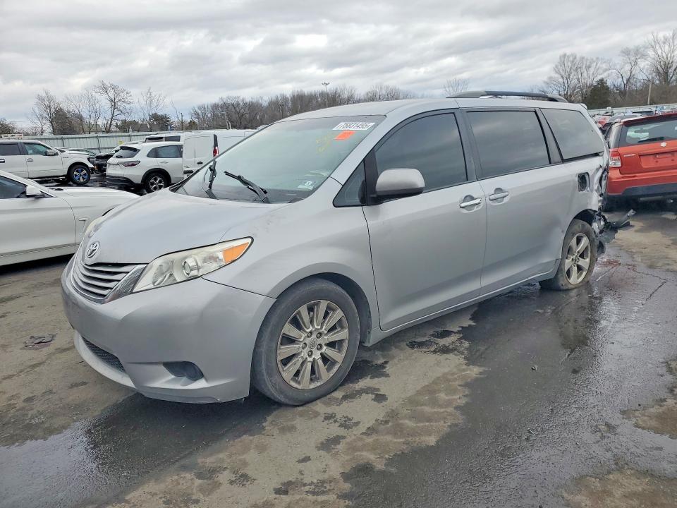 2015 Toyota Sienna VIN 5TDJK3DC9FS094888 COPART salvage auction — REAR END, Id - Salvage Certificate Of Title, sold $1,650 on 2026-07-07 (photo 1)