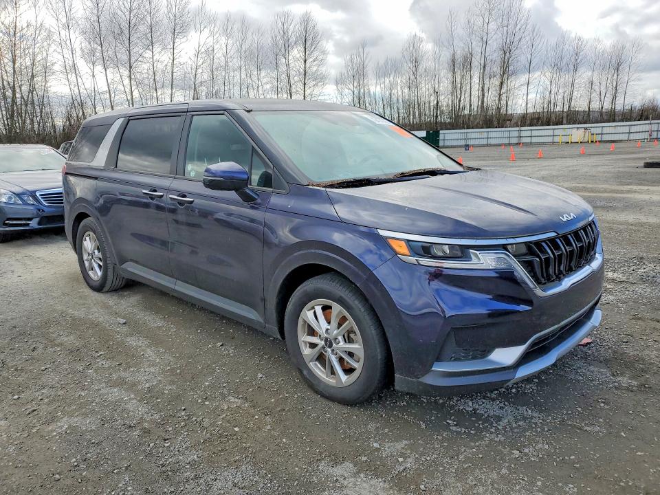 2022 Kia SEDONA VIN KNDNB4H37N6170625 COPART salvage auction — SIDE, WA - BILL OF SALE, sold $6,800 on 2026-07-20 (photo 4)