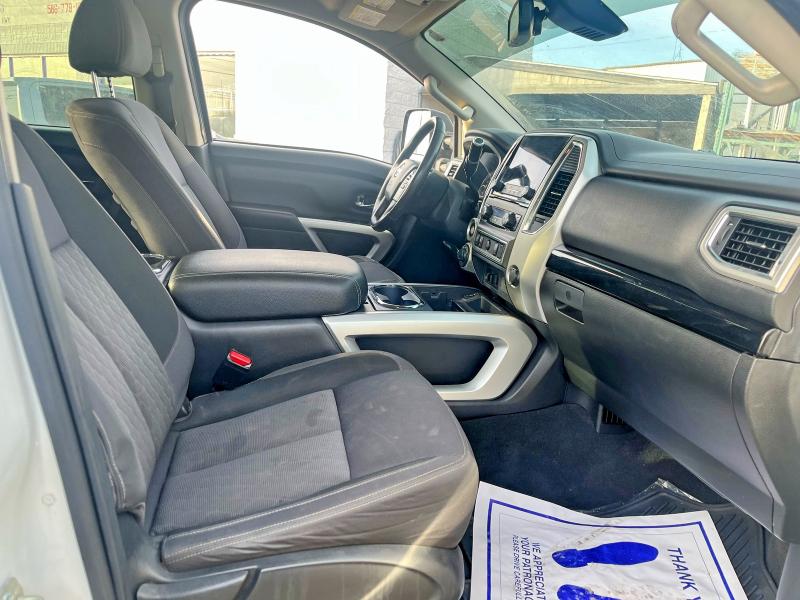 2020 Nissan TITAN VIN 1N6AA1FB9LN511291 COPART salvage auction — MINOR DENT/SCRATCHES, Mi - Dealer Only-Rebuilt Salvage (P), sold $15,400 on 2026-07-28 (photo 5)