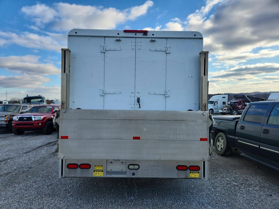 2015 Freightliner Mt45 VIN 4UZAC2DV1ECFV2043 COPART salvage auction — MECHANICAL, IN - CERTIFICATE OF TITLE, sold $3,500 on 2026-09-10 (photo 6)