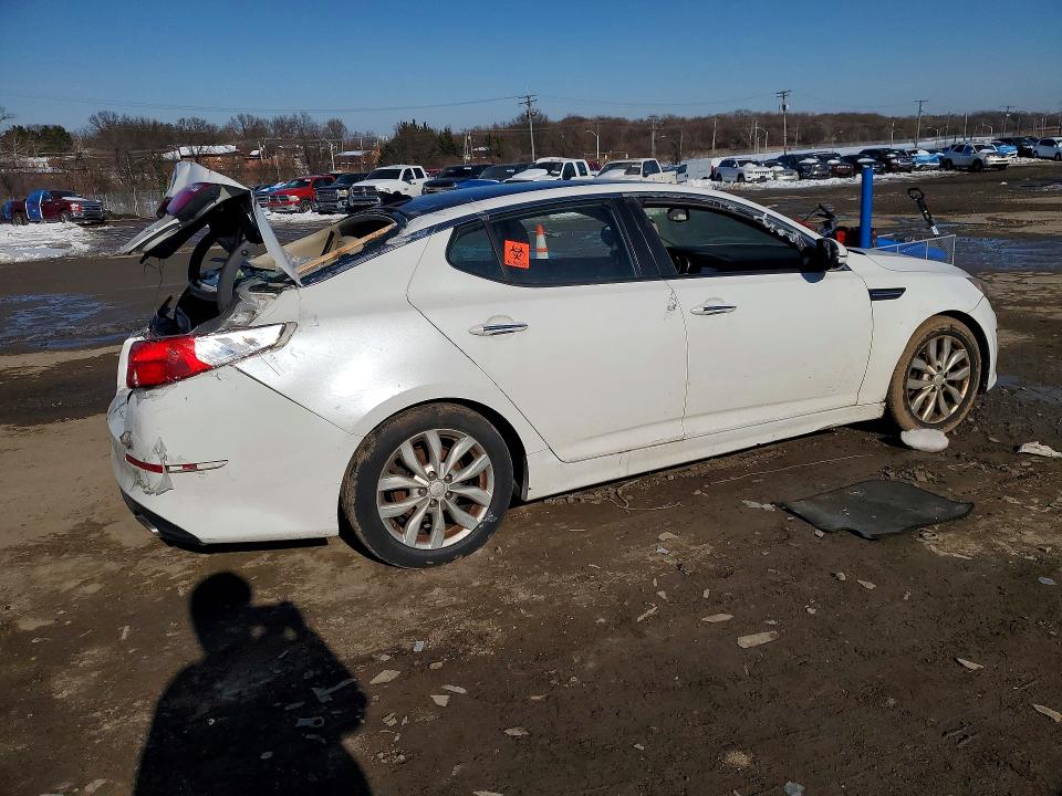 2015 Kia Optima VIN 5XXGN4A70FG426359 COPART salvage auction — REAR END, Salvage Title, sold $375 on 2026-07-16 (photo 3)