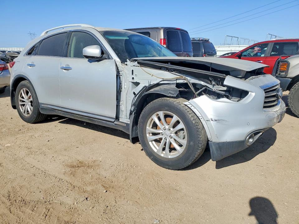 2013 Infiniti Fx37 VIN JN8CS1MU6DM142267 COPART salvage auction — FRONT END, Ca - Dis/Dlr/Exp Only Lien Papers, sold $625 on 2026-07-20 (photo 4)