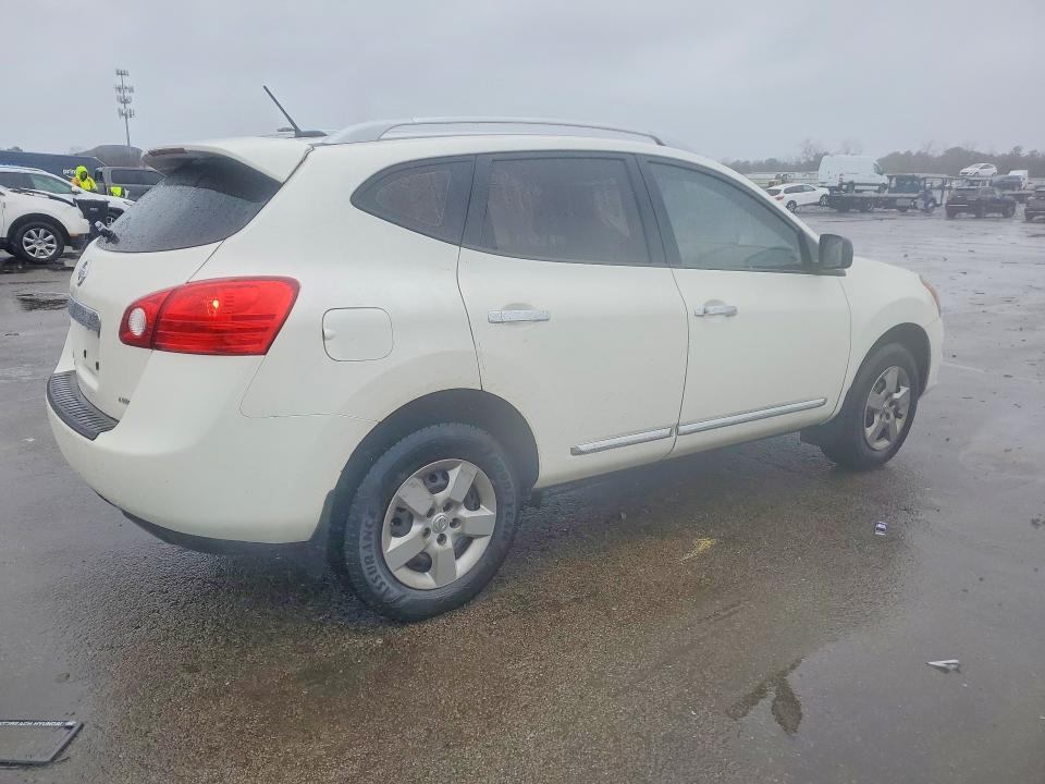 2015 Nissan Rogue VIN JN8AS5MV2FW757459 COPART salvage auction — FRONT END, Ny - Cert Of Title W/Unsatisfd Lien, sold $450 on 2026-07-13 (photo 3)