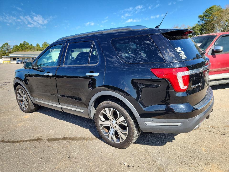 2018 Ford Explorer VIN 1FM5K8HTXJGC04807 COPART salvage auction — BIOHAZARD/CHEMICAL, Salvage Title, sold $4,350 on 2026-08-03 (photo 2)