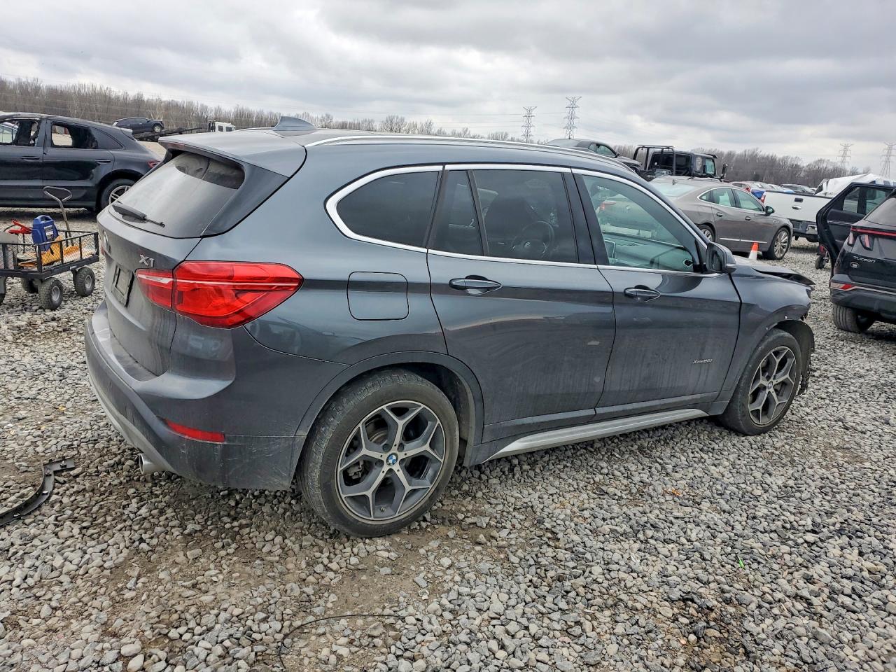 2016 BMW X1 VIN WBXHT3C35G5F63940 COPART salvage auction — Front End, TN - SALVAGE CERTIFICATE, sold $2,500 on 2026-07-09 (photo 3)