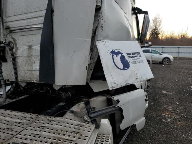 2019 Volvo Vn VIN 4V4NC9EH1KN897422 COPART salvage auction — SIDE, OH - CERT OF TITLE-SALVAGE, sold $7,700 on 2026-07-23 (photo 9)