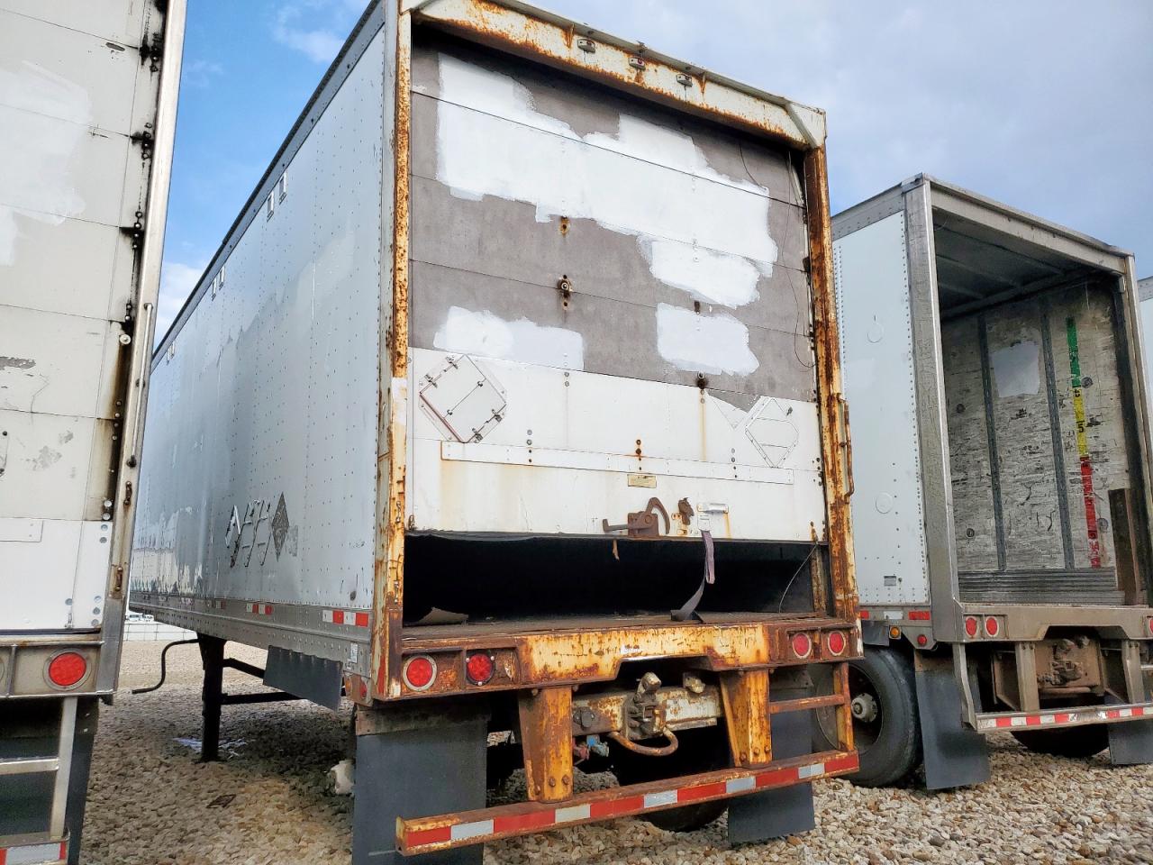 2008 Great dane All models VIN 1GRAA56238K201775 COPART salvage auction — Normal Wear, ON - PERMIT NO BRAND - FIT, sold $25 on 2026-08-27 (photo 3)