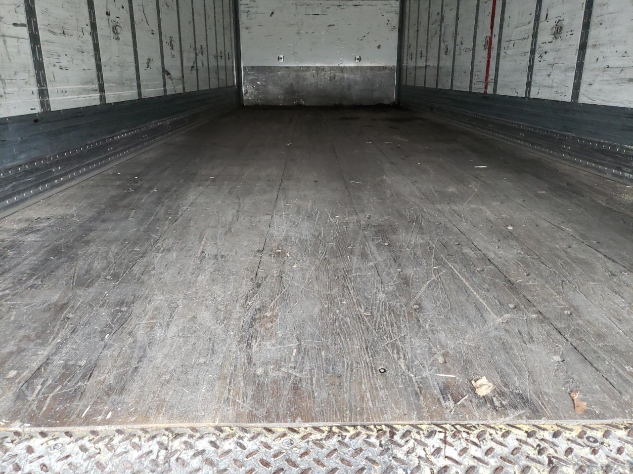2011 Ggsd Dry van tr VIN 1GRAP5613BK211414 COPART salvage auction — Normal Wear, AB - EXPORT ONLY, sold $1,600 on 2026-09-04 (photo 5)