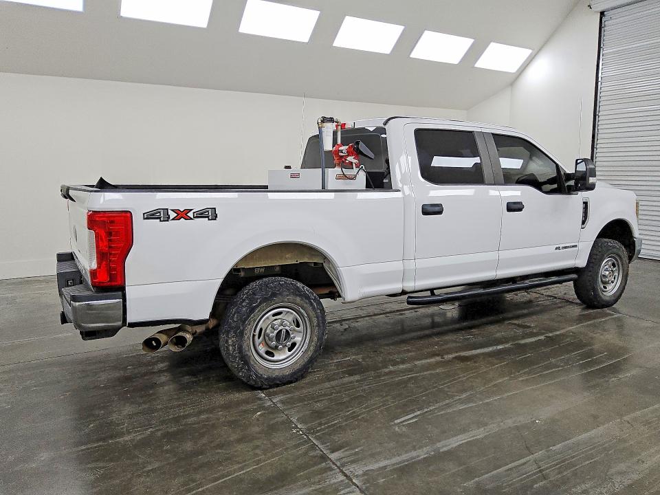 2019 Ford F-250 super duty VIN 1FT7W2BT5KEF84076 COPART salvage auction — MECHANICAL, TX - CERTIFICATE OF TITLE, sold $14,400 on 2026-07-28 (photo 3)
