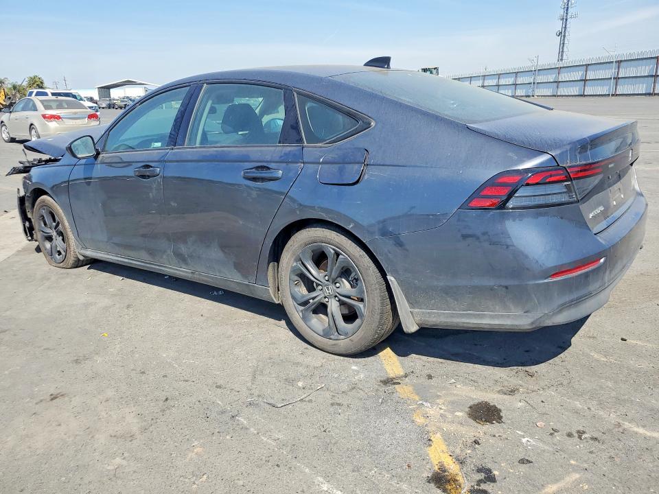 2025 Honda Accord VIN 1HGCY1F47SA052259 COPART salvage auction — FRONT END, Salvage Title, sold $5,800 on 2026-09-03 (photo 2)