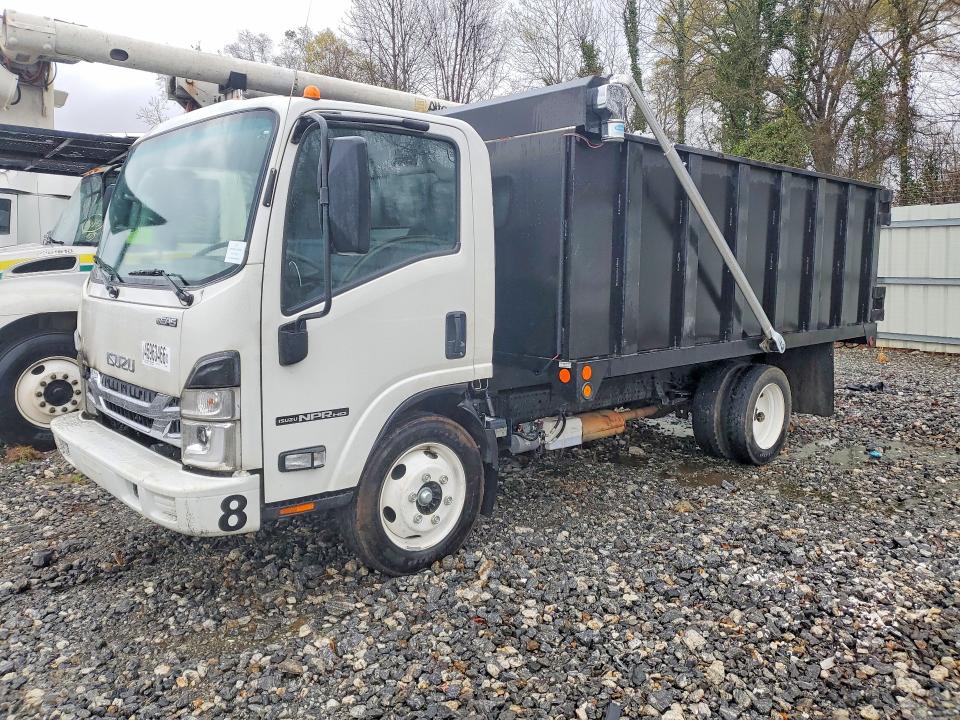 2025 Isuzu Npr VIN 54DC4W1D7SS203265 — COPART salvage auction photo