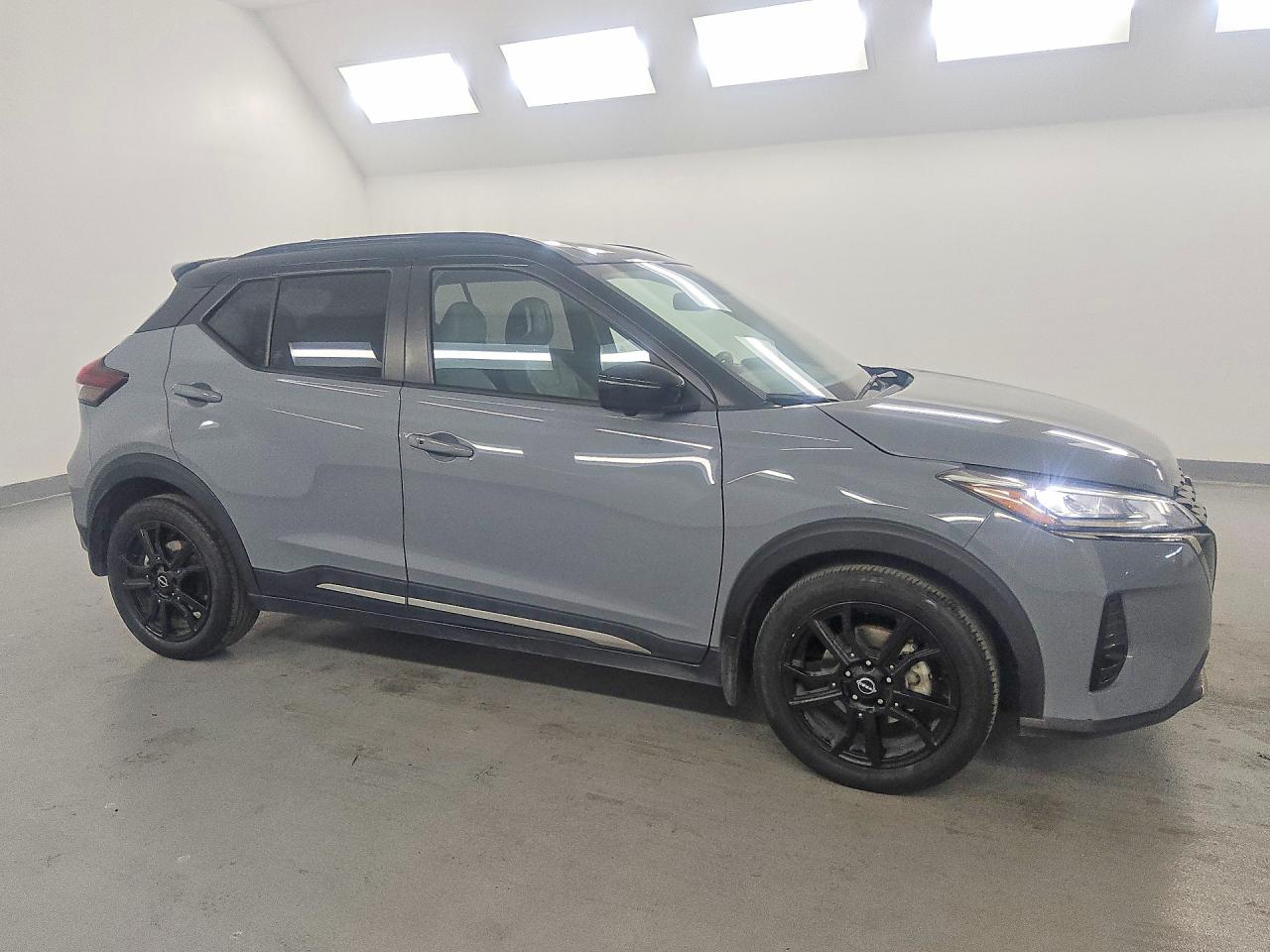 2023 Nissan Kicks VIN 3N1CP5DVXPL535705 COPART salvage auction — Normal Wear, CA - CERTIFICATE OF TITLE, sold $9,100 on 2026-07-09 (photo 4)