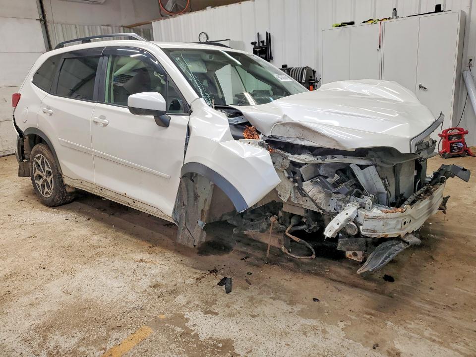 2019 Subaru VIN JF2SKAGC1KH474697 COPART salvage auction — FRONT END, Me - Cert Of Title-Salvage Collisio, sold $750 on 2026-07-23 (photo 4)