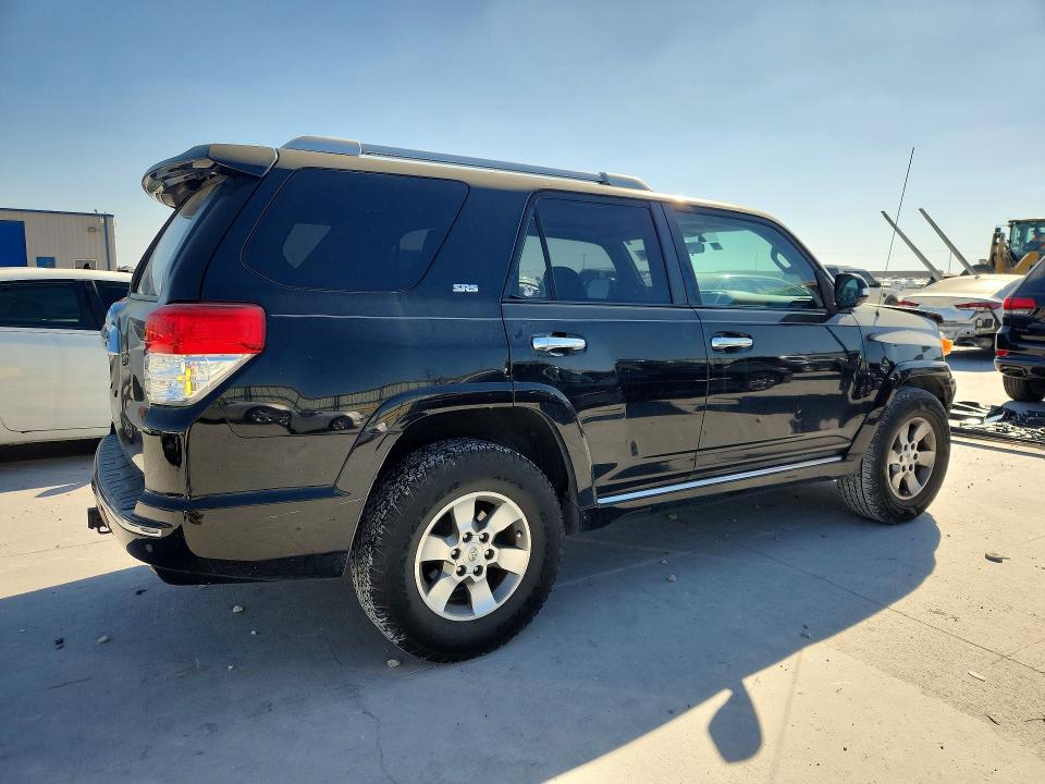 2011 Toyota 4runner VIN JTEZU5JRXB5021266 COPART salvage auction — FRONT END, Tx - Salvage Vehicle Title, sold $7,600 on 2026-07-31 (photo 3)