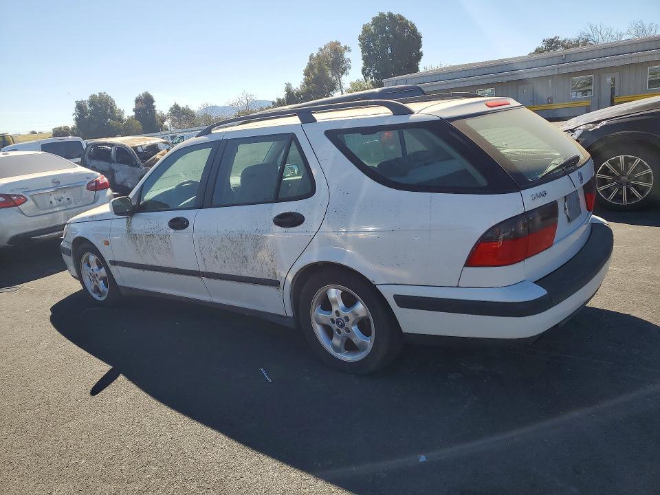 1999 Saab 9-5 VIN YS3ED58E8X3084495 COPART salvage auction — MINOR DENT/SCRATCHES, Ca - Dis/Dlr/Exp App For Dup Clean, sold $200 on 2026-07-20 (photo 2)
