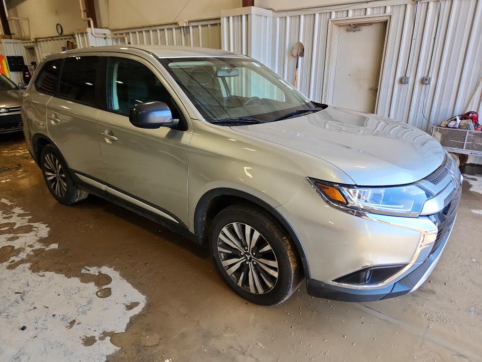 2019 Mitsubishi Outlander VIN JA4AD2A34KZ053323 COPART salvage auction — NORMAL WEAR, Wi - Certificate Of Title (P), sold $1,800 on 2026-07-08 (photo 4)