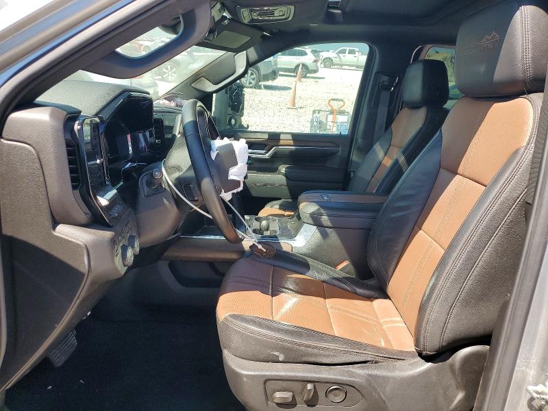 2024 Chevrolet Silverado VIN 2GC4YREY0R1202920 COPART salvage auction — SIDE, Tx - Salvage Vehicle Title, sold $70 on 2026-07-09 (photo 7)