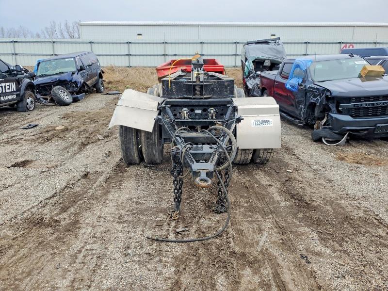 2026 Mac Dump trailer VIN 5MADS2042TC086143 COPART salvage auction — FRONT END, MI - CERT OF TITLE-SALVAGE VEHICLE, sold $10,300 on 2026-09-03 (photo 2)