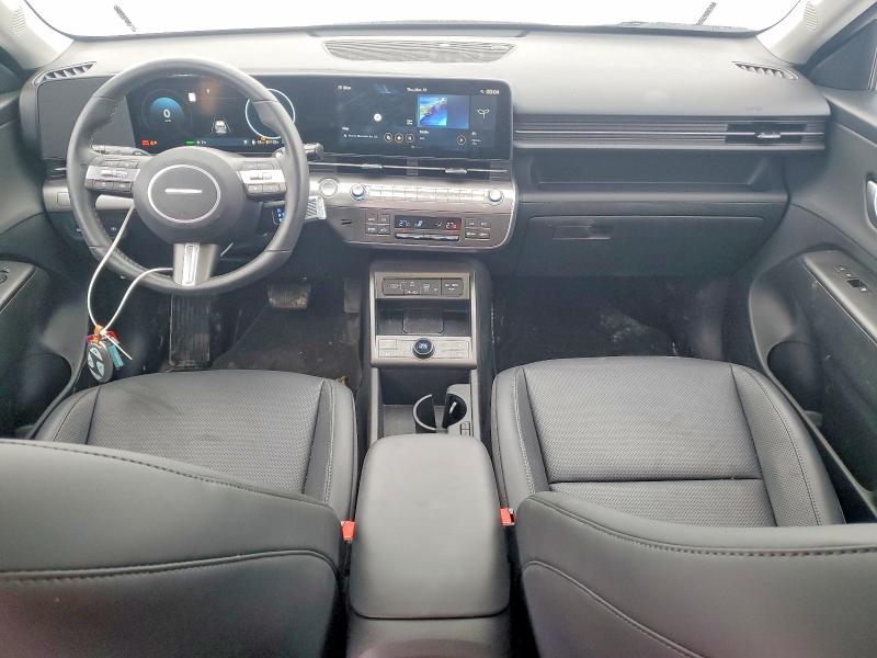 2025 Hyundai Kona VIN KM8HE3A69SU032395 COPART salvage auction — REAR END, Qc - Gravement Accidente, sold $13,800 on 2026-07-28 (photo 8)