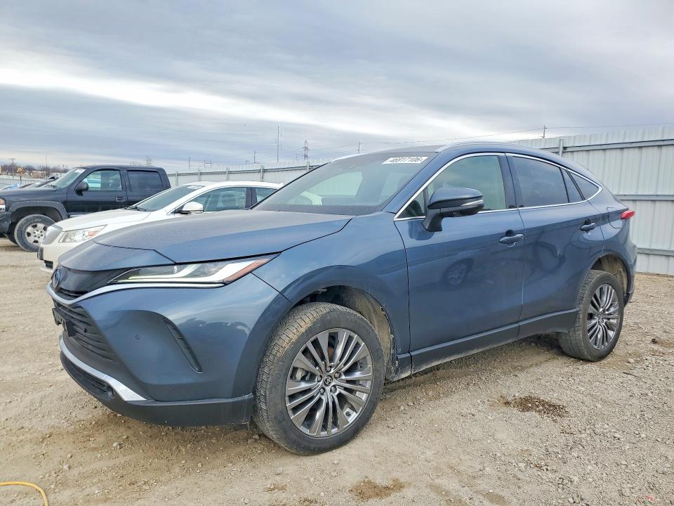 2022 Toyota Venza VIN JTEAAAAH9NJ094582 COPART salvage auction — REAR END, Ia - Cert Of Title-Salvage Title, sold $11,800 on 2026-07-08 (photo 1)