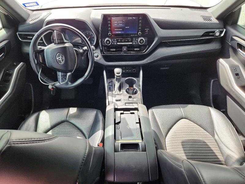 2021 Toyota Highlander VIN 5TDLZRAH1MS049612 COPART salvage auction — SIDE, TX - SALVAGE VEHICLE TITLE, sold $5,800 on 2026-07-23 (photo 8)