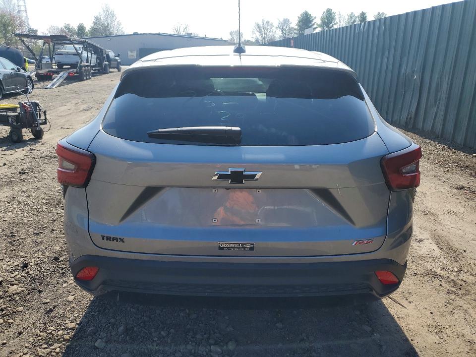 2025 Chevrolet Trax VIN KL77LGEP3SC306466 COPART salvage auction — FRONT END, Md - Cert Of Salvage > 75% Damage, sold $4,950 on 2026-07-06 (photo 6)