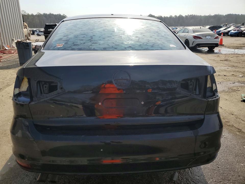 2017 Volkswagen Jetta VIN 3VW2B7AJ2HM211709 COPART salvage auction — REAR END, Sc - Cert Of Title-Salvage, sold $825 on 2026-08-24 (photo 6)