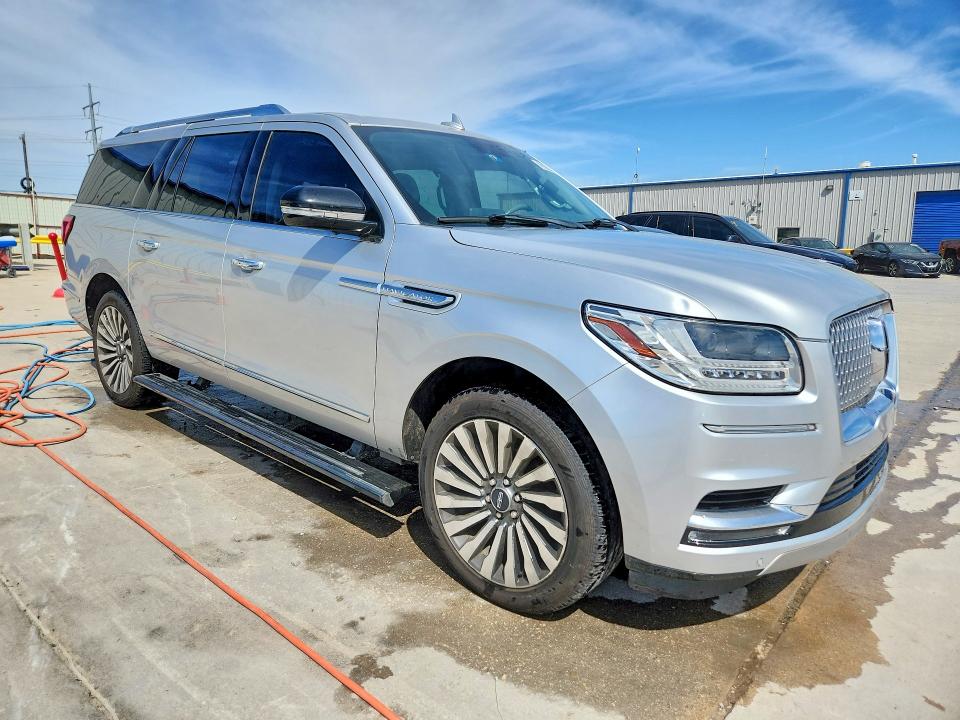 2018 Lincoln Navigator VIN 5LMJJ3LT4JEL08200 COPART salvage auction — SIDE, Tx - Certificate Of Title, sold $12,100 on 2026-07-24 (photo 4)