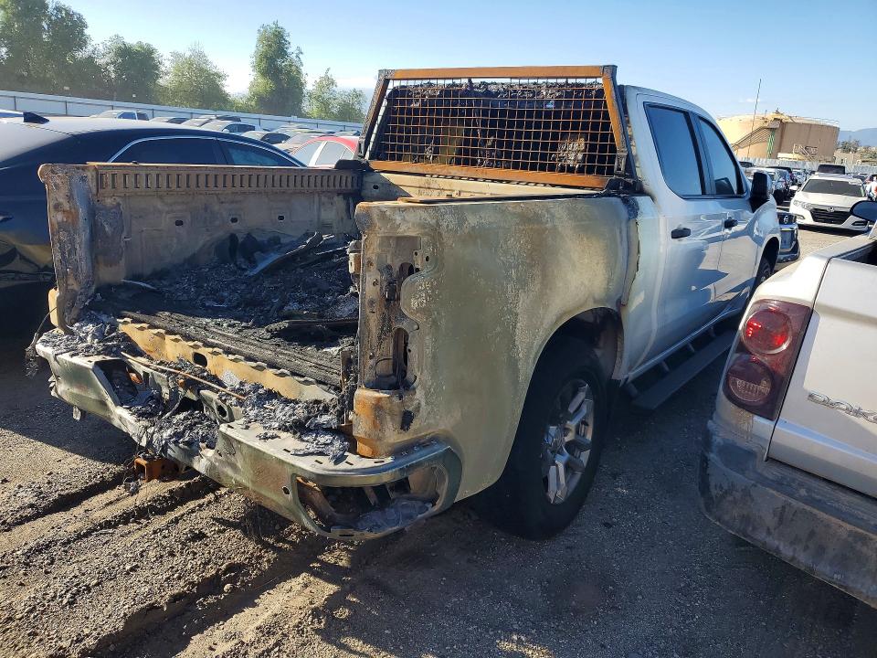 2022 Chevrolet Silverado VIN 3GCUDAED0NG512223 COPART salvage auction — BURN, Ca - Salvage Certificate, sold $150 on 2026-07-09 (photo 3)