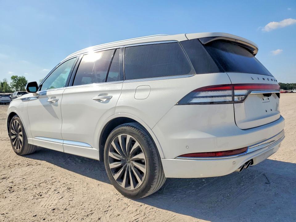 2020 Lincoln Aviator VIN 5LMYJ9YY7LGL15526 COPART salvage auction — WATER/FLOOD, Fl - Cert Of Title-Flood & Rebuilt, sold $28,000 on 2026-07-07 (photo 2)