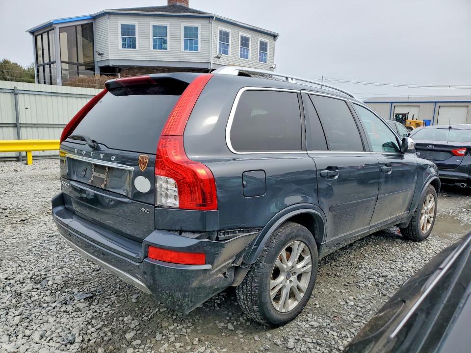 2013 Volvo Xc90 VIN YV4952CZ6D1647885 COPART salvage auction — SIDE, Ma - Certificate Of Title, sold $1,750 on 2026-07-09 (photo 3)