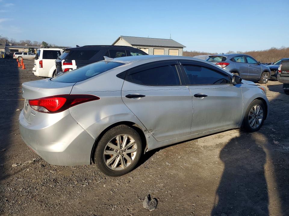 2015 Hyundai Elantra VIN KMHDH4AE3FU261938 COPART salvage auction — FRONT END, Salvage Title, sold $550 on 2026-07-16 (photo 3)