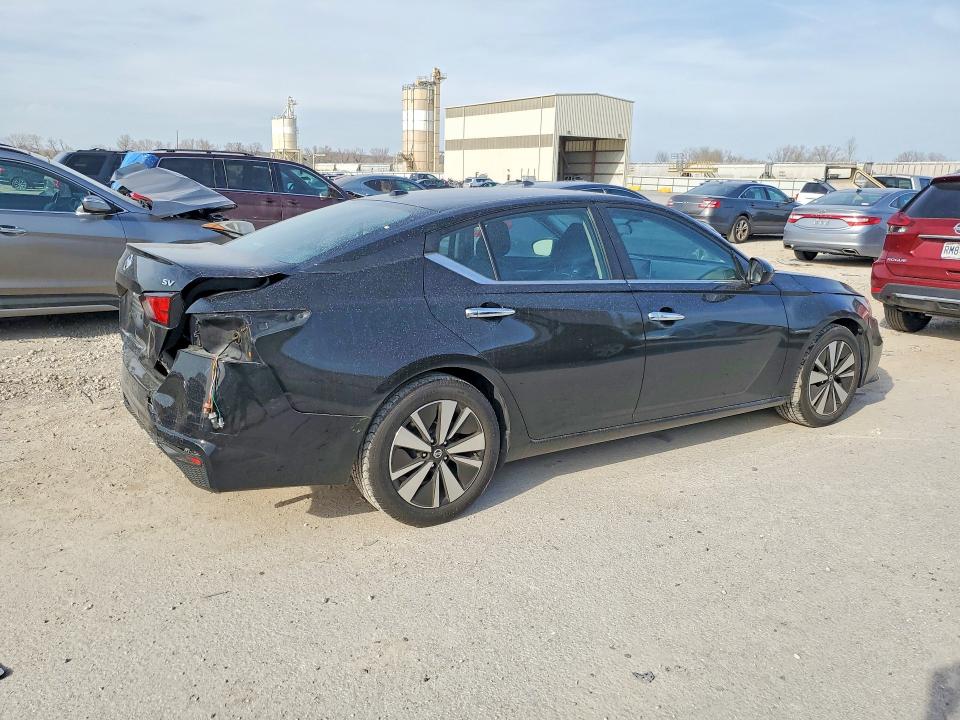 2021 Nissan Altima VIN 1N4BL4DV4MN416063 COPART salvage auction — REAR END, Ks - Cert Of Title-Salvage, sold $4,650 on 2026-07-09 (photo 3)