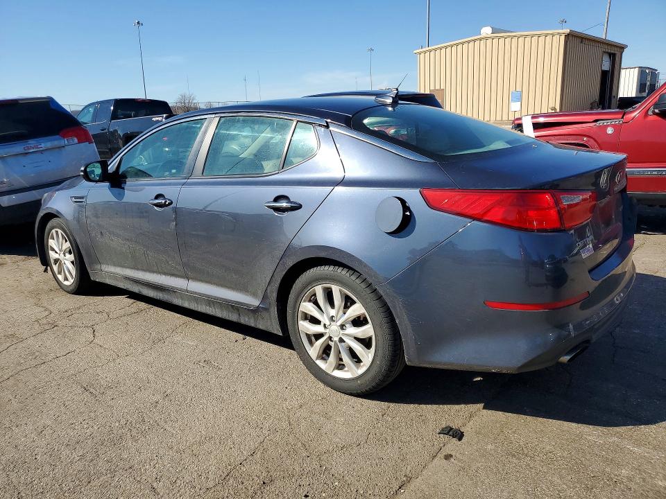 2015 Kia Optima VIN 5XXGN4A70FG445204 COPART salvage auction — REAR END, Salvage Title, sold $900 on 2026-07-22 (photo 2)