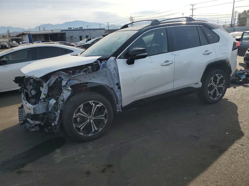 2024 Toyota Rav 4 VIN JTMFB3FV7RD233985 COPART salvage auction — FRONT END, Ca - Salvage Certificate, sold $20,800 on 2026-07-08 (photo 1)