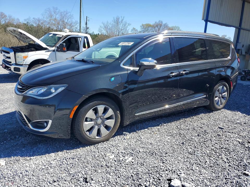 2019 Chrysler Pacifica VIN 2C4RC1N72KR645509 — COPART salvage auction photo