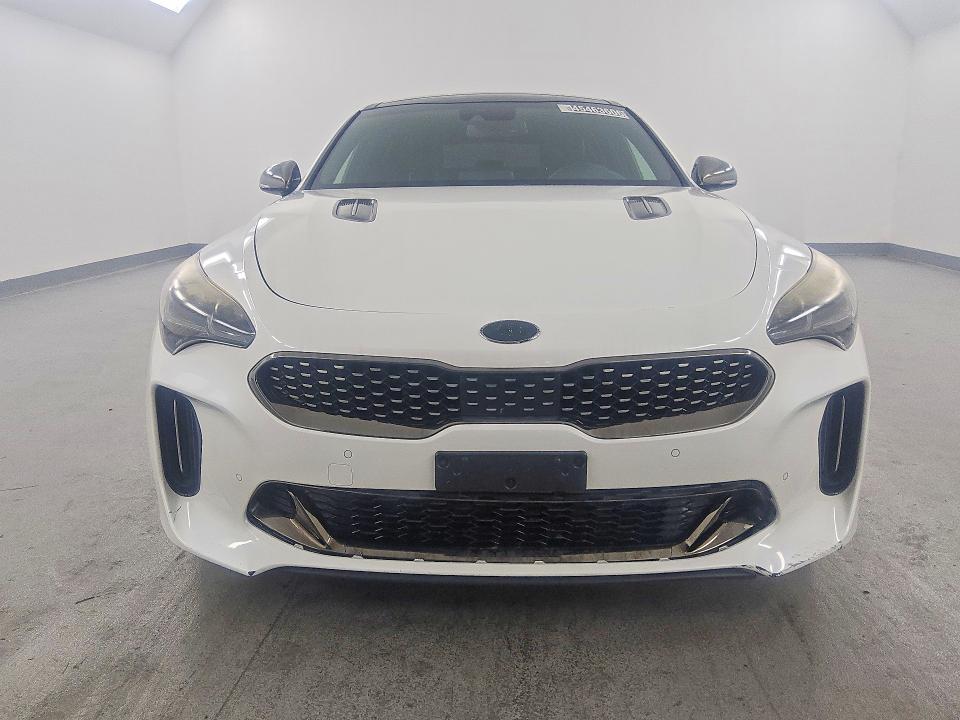 2018 Kia Stinger VIN KNAE55LC9J6035528 COPART salvage auction — NORMAL WEAR, WV - CERTIFICATE OF TITLE, sold $8,200 on 2026-07-28 (photo 5)